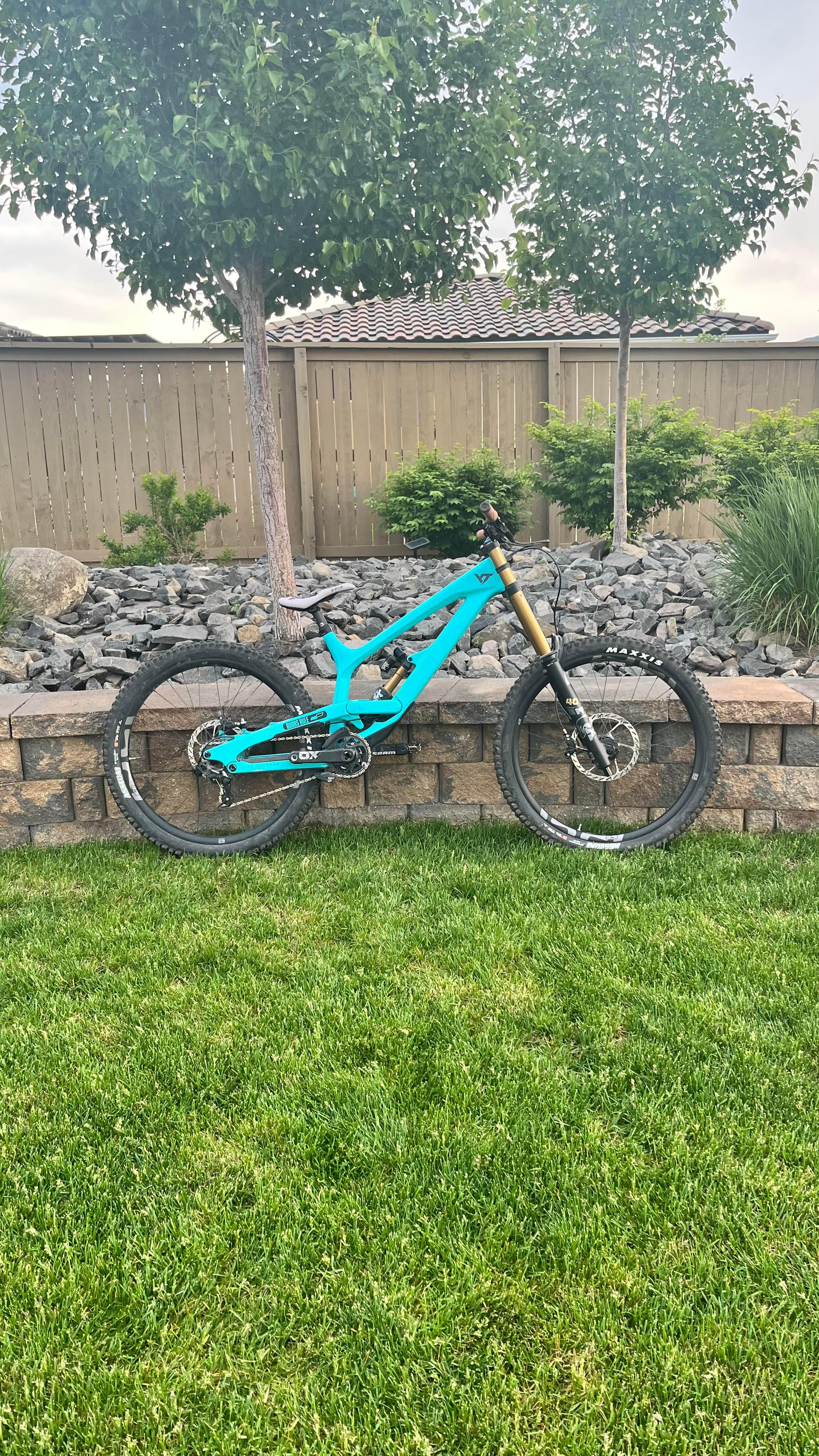 2023 YT Tues Core 4