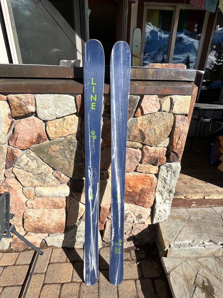 100 Line supernatural Skis