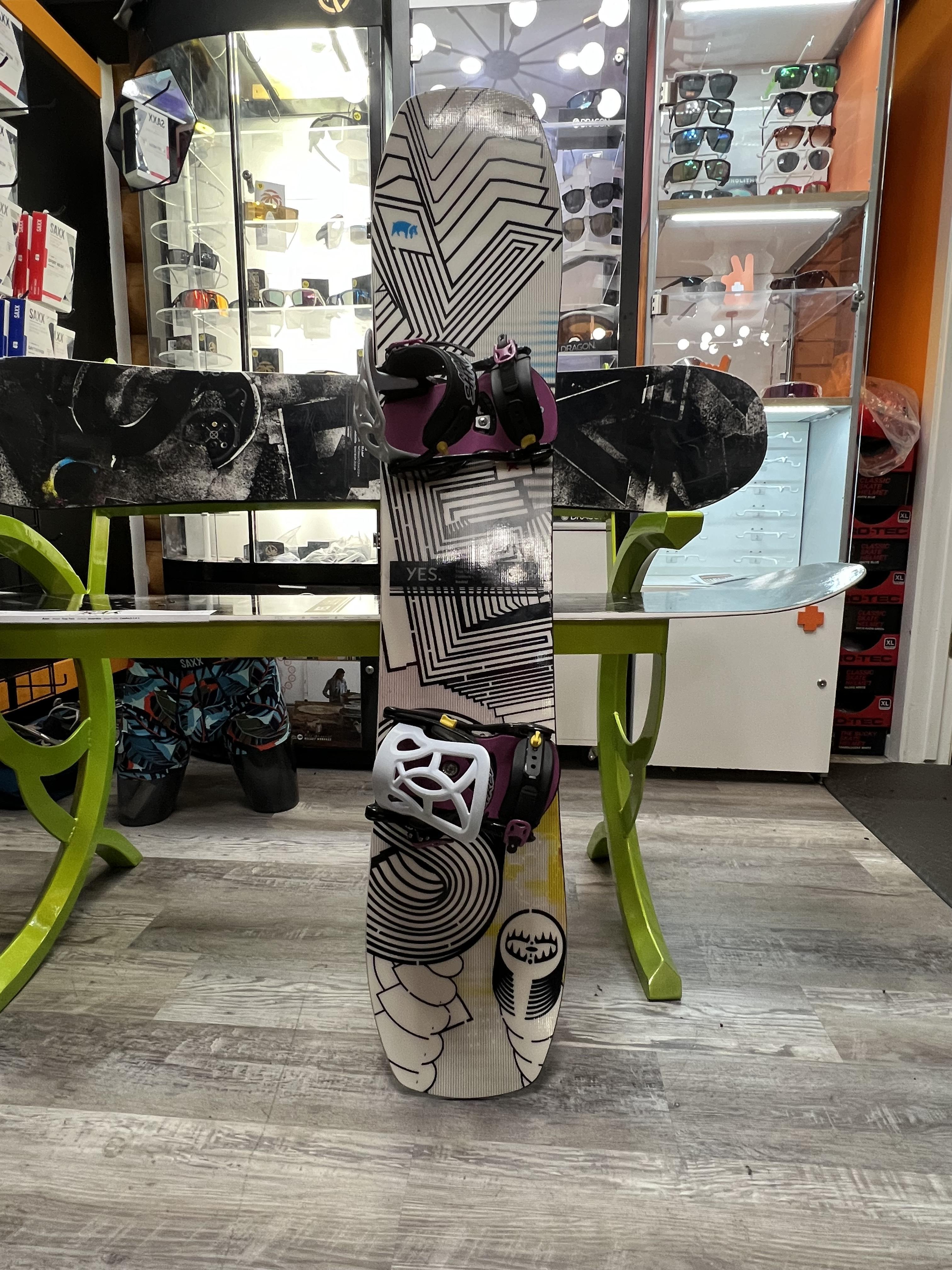 New Complete YES "First Basic" 127cm Kid's Snowboard + MiniShred Bindings