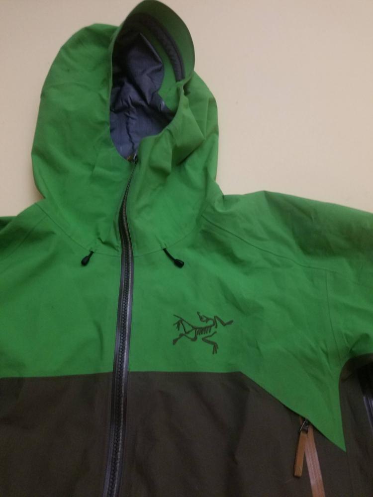 Arcteryx rush jacket mens medium