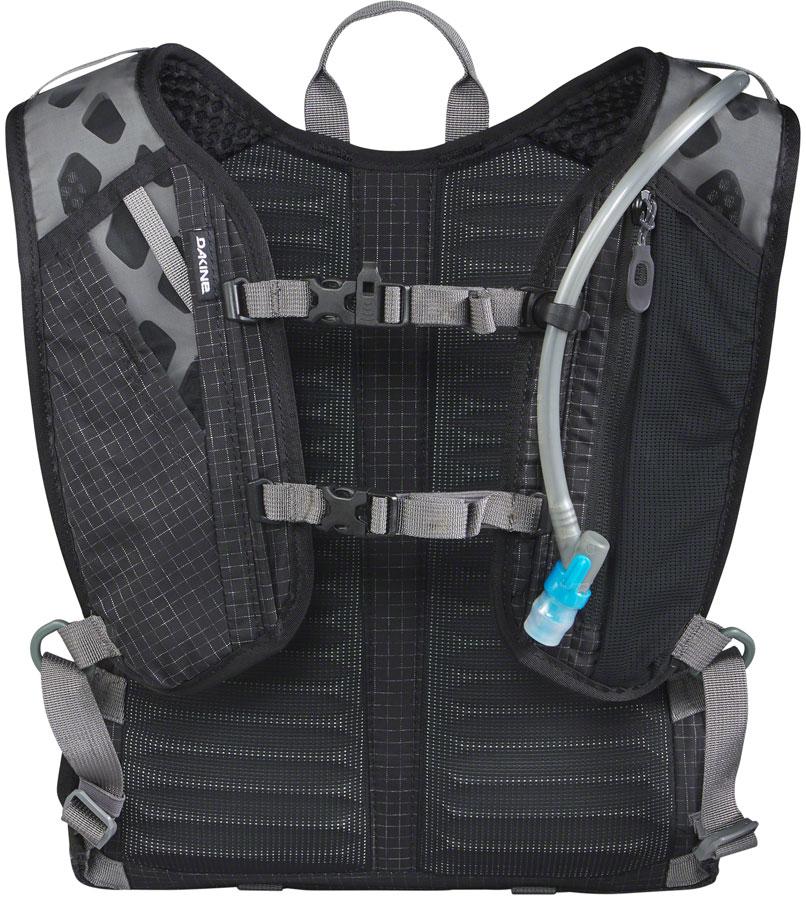 Dakine Syncline Hydration Pack - 8L, Black