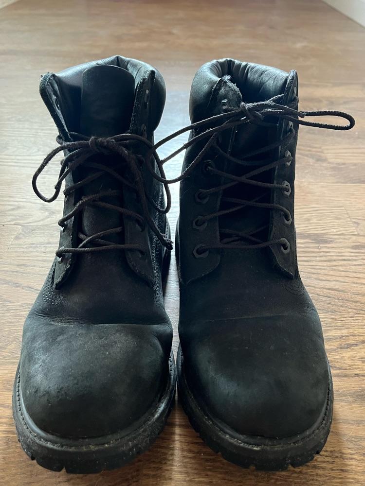 Black Timberland Boots Size 8.5