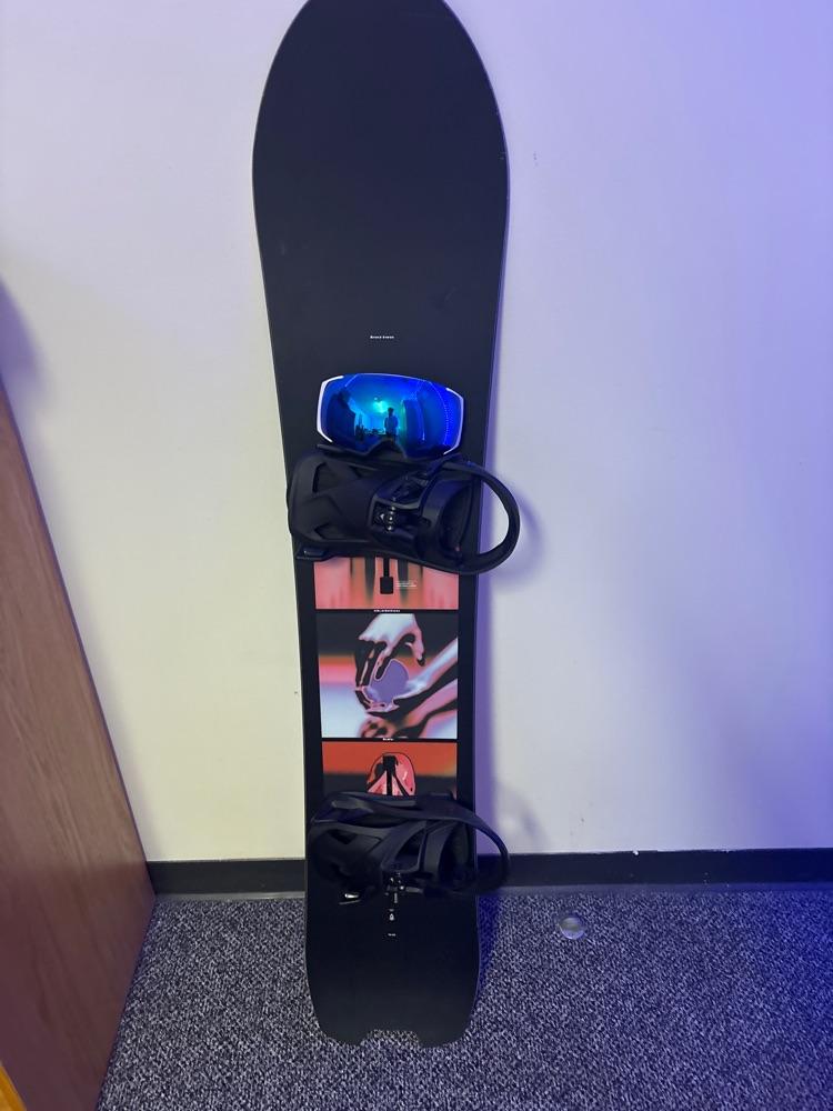 Burton skeleton key snowboard