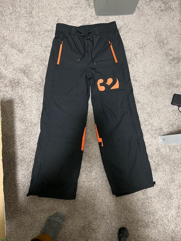 Brand New 32 Snowboard Pants Size Medium