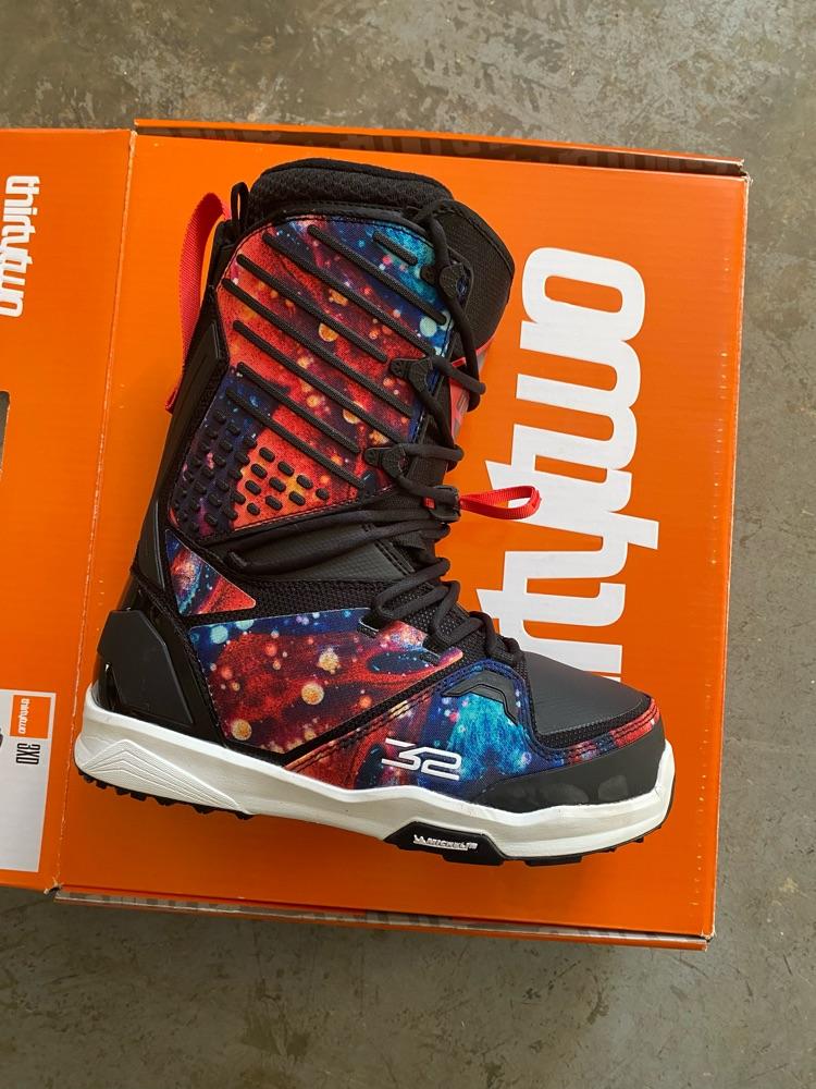 Thirtytwo - 3xd snowboard boots - NEW - size 9
