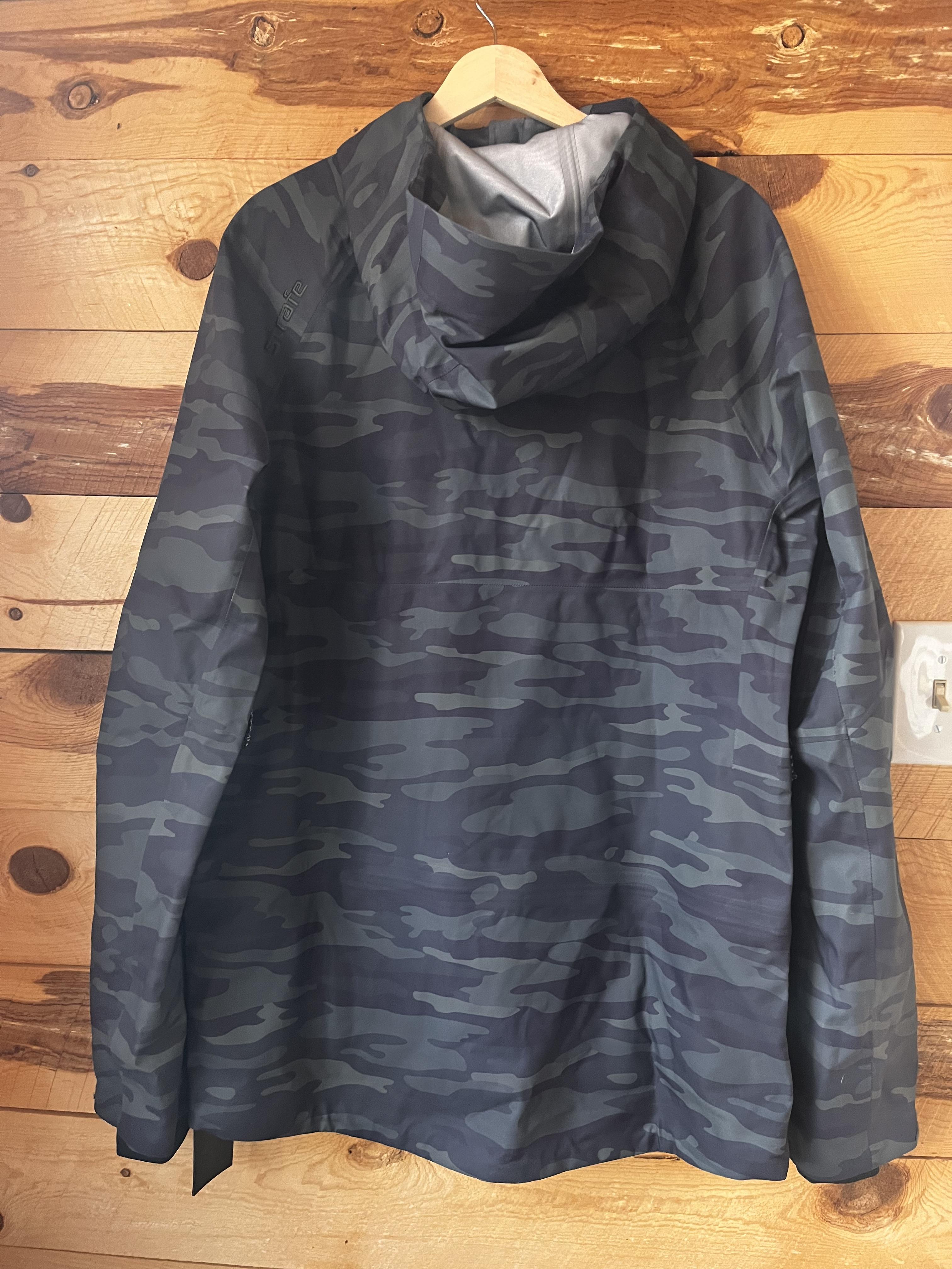 Strafe Nomad Jacket Medium 3L eVent Woods Camo. New With Tags.