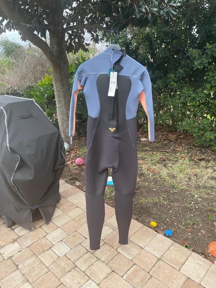 NEW 3/2mm prologue Back Zip Wetsuit-Size 12 WOMENS