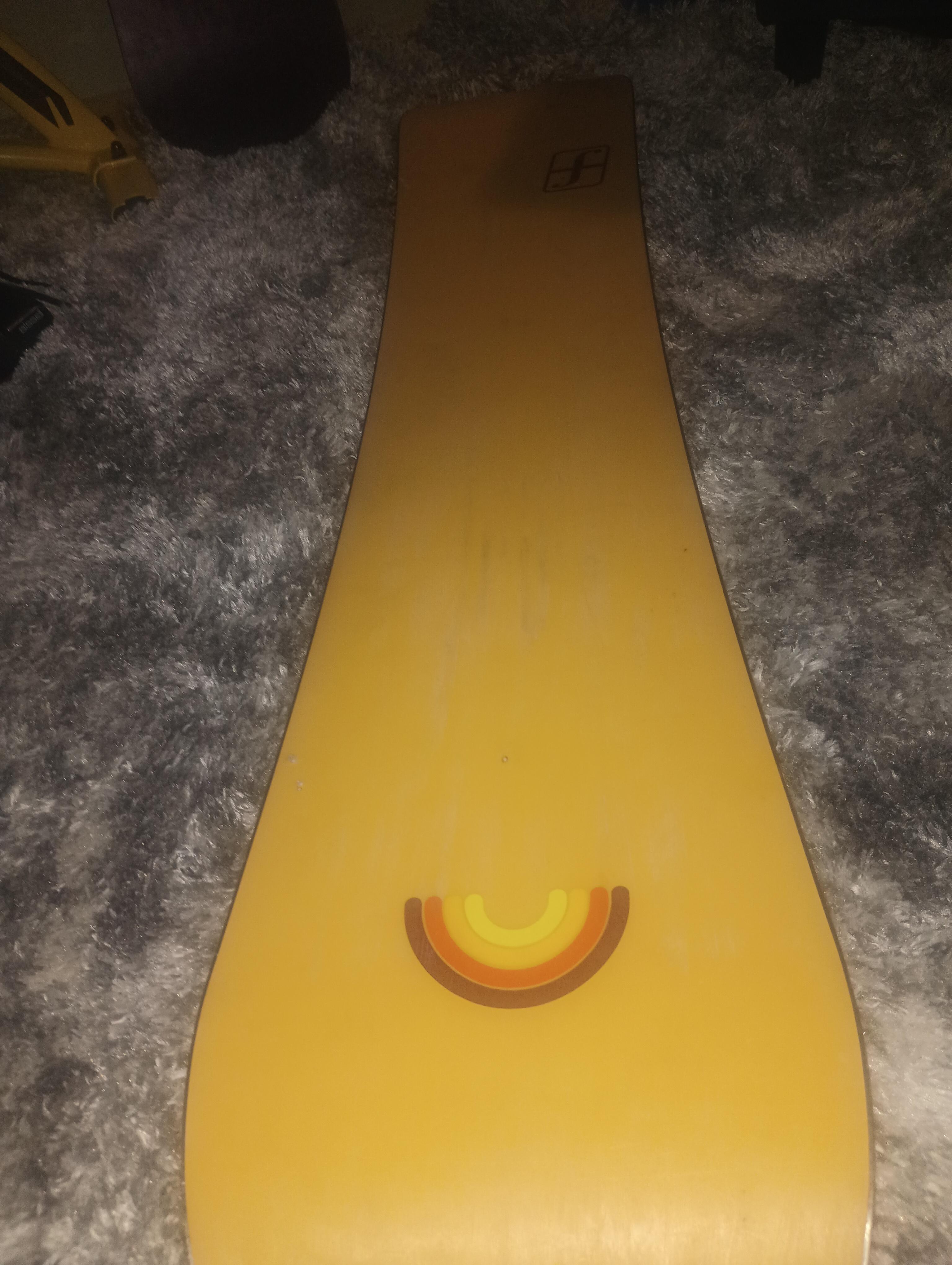 Peterkine snowboard