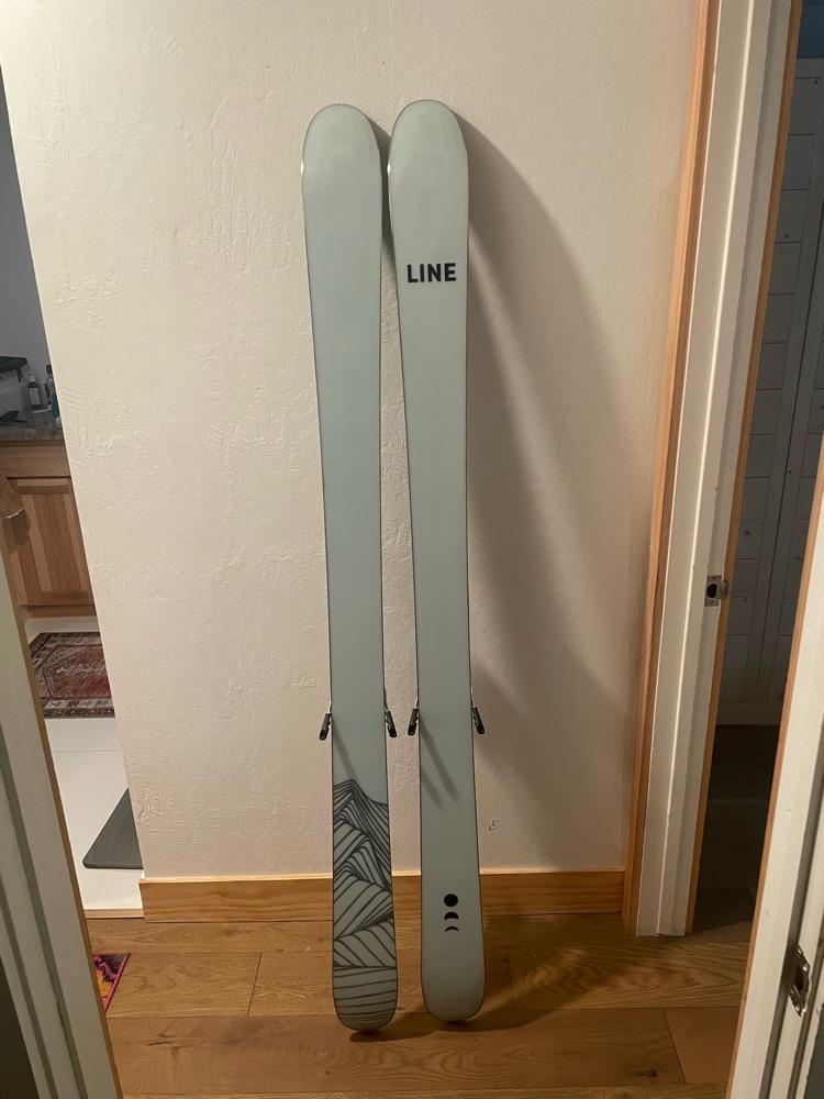 Line skis