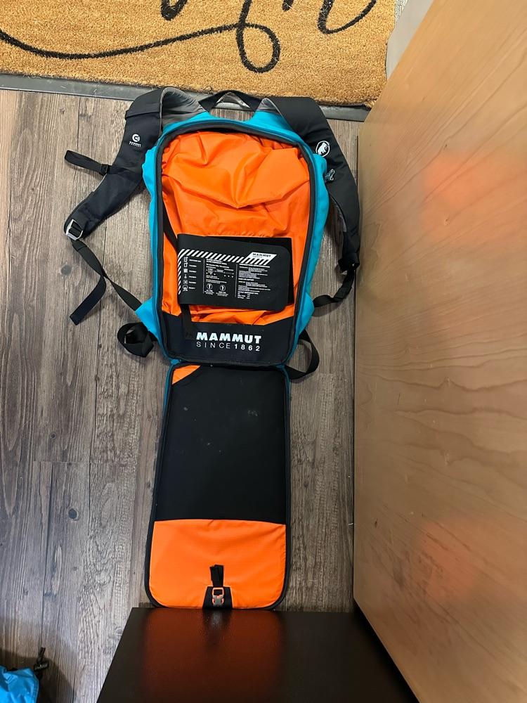 Mammut avalanche backpack
