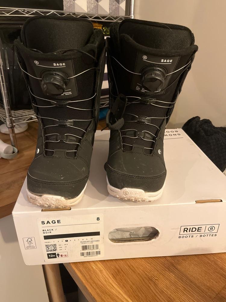 Ride Sage Women’s Size 8 Snowboard Boots